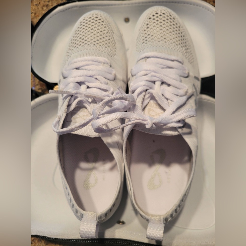 NFINITY Flytes